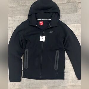 Nike tech fleece (4th gen) Black